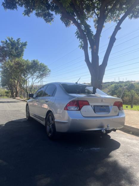 HONDA Civic 1.8 16V 4P LXS AUTOMÁTICO, Foto 6 HONDA Civic 1.8 16V 4P LXS AUTOMÁTICO, Foto 6