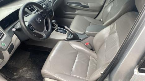 HONDA Civic 1.8 16V 4P LXS AUTOMÁTICO, Foto 6 HONDA Civic 1.8 16V 4P LXS AUTOMÁTICO, Foto 6