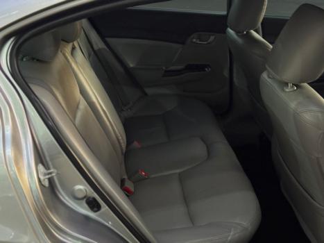 HONDA Civic 1.8 16V 4P FLEX LXS AUTOMTICO, Foto 9