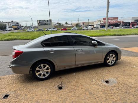 HONDA Civic 1.8 16V 4P FLEX LXS AUTOM�TICO, Foto 13