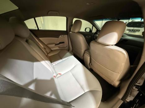 HONDA Civic 1.8 16V 4P FLEX LXS AUTOM�TICO, Foto 10