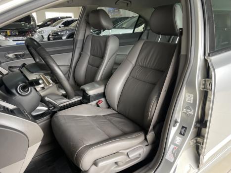 HONDA Civic 1.8 16V 4P FLEX LXL AUTOM�TICO, Foto 8