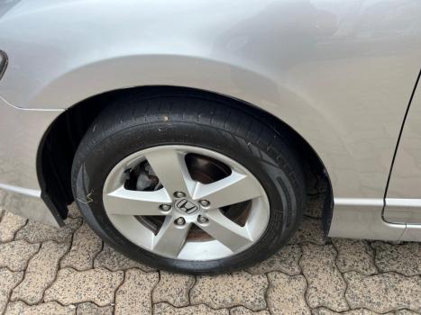 HONDA Civic 1.8 16V 4P FLEX LXS AUTOM�TICO, Foto 6