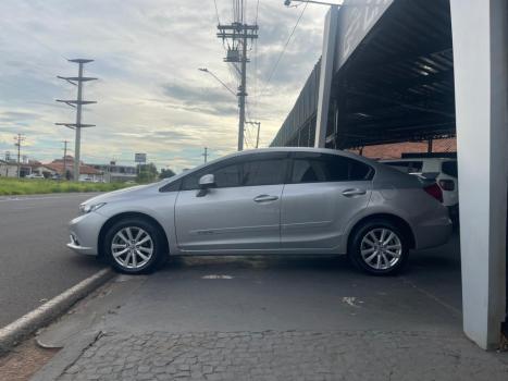 HONDA Civic 1.8 16V 4P FLEX LXS AUTOM�TICO, Foto 4