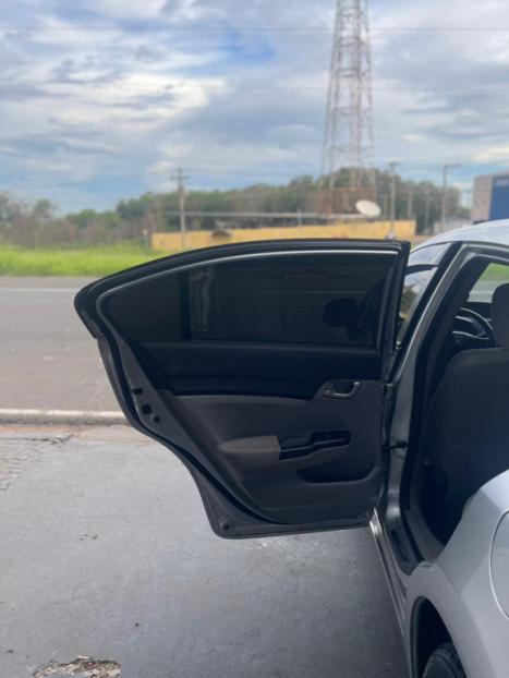 HONDA Civic 1.8 16V 4P FLEX LXS AUTOM�TICO, Foto 13