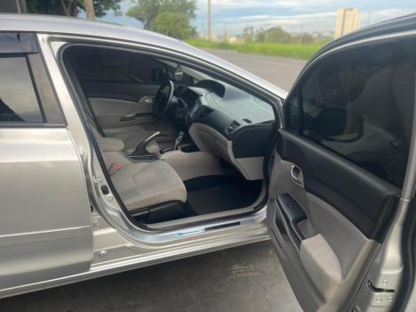 HONDA Civic 1.8 16V 4P FLEX LXS AUTOM�TICO, Foto 16