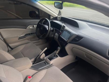 HONDA Civic 1.8 16V 4P FLEX LXS AUTOM�TICO, Foto 17