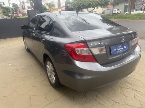 HONDA Civic 1.8 16V 4P FLEX LXS AUTOM�TICO, Foto 4