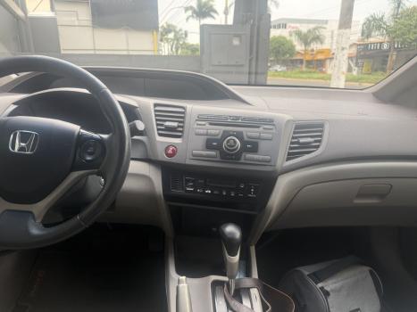 HONDA Civic 1.8 16V 4P FLEX LXS AUTOM�TICO, Foto 7
