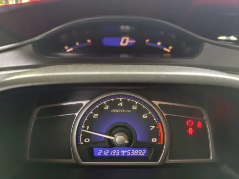 HONDA Civic 1.8 16V 4P LXS, Foto 17