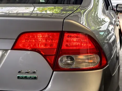 HONDA Civic 1.8 16V 4P LXS, Foto 20