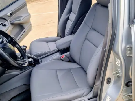 HONDA Civic 1.8 16V 4P FLEX LXS, Foto 16