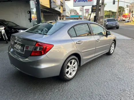 HONDA Civic 1.8 16V 4P FLEX LXS AUTOM�TICO, Foto 6