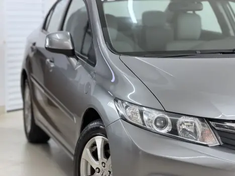HONDA Civic 1.8 16V 4P FLEX LXS AUTOM�TICO, Foto 2