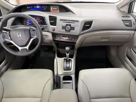 HONDA Civic 1.8 16V 4P FLEX LXS AUTOM�TICO, Foto 8