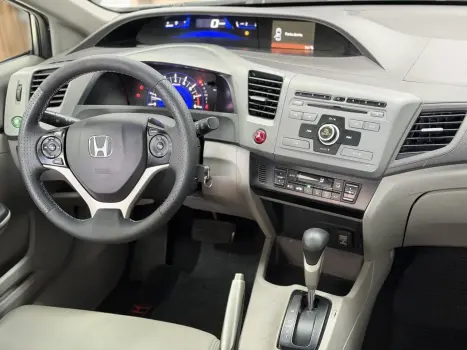 HONDA Civic 1.8 16V 4P FLEX LXS AUTOM�TICO, Foto 9