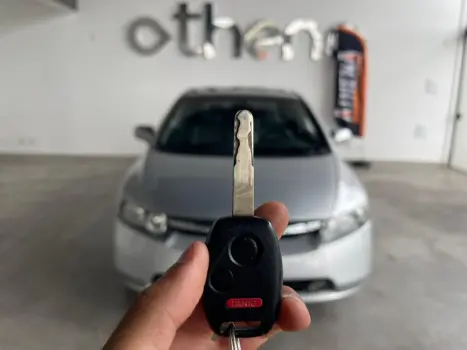 HONDA Civic 1.8 16V 4P FLEX LXS, Foto 4