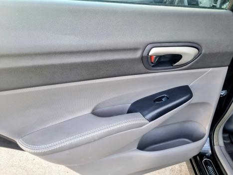 HONDA Civic 1.8 16V 4P FLEX LXS AUTOM�TICO, Foto 17