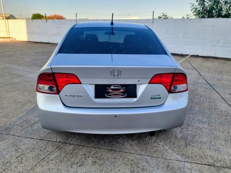 HONDA Civic 1.8 16V 4P FLEX LXS AUTOM�TICO, Foto 3