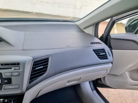 HONDA Civic 1.8 16V 4P FLEX LXS AUTOM�TICO, Foto 10