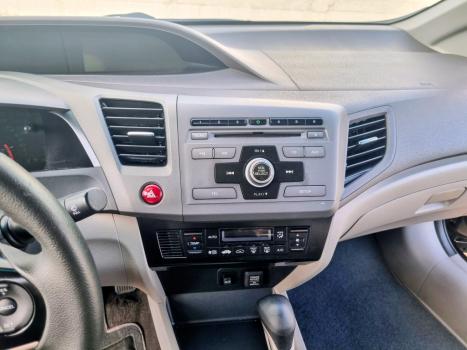 HONDA Civic 1.8 16V 4P FLEX LXS AUTOM�TICO, Foto 18
