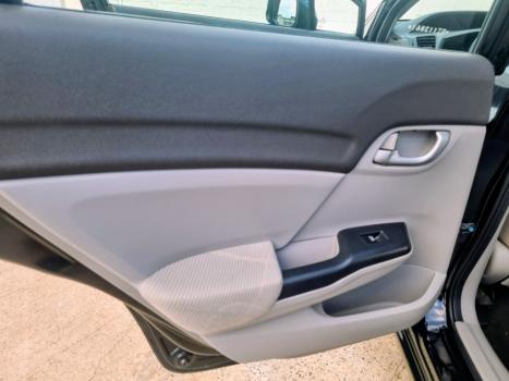 HONDA Civic 1.8 16V 4P FLEX LXS AUTOM�TICO, Foto 19