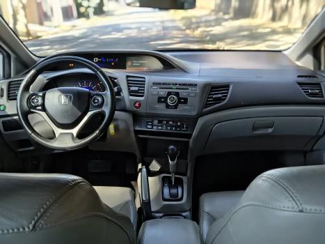 HONDA Civic 1.8 16V 4P FLEX LXS AUTOM�TICO, Foto 10