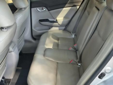 HONDA Civic 1.8 16V 4P FLEX LXS AUTOM�TICO, Foto 15