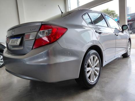 HONDA Civic 1.8 16V 4P FLEX LXS AUTOM�TICO, Foto 8