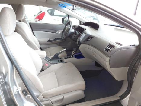 HONDA Civic 1.8 16V 4P FLEX LXS AUTOM�TICO, Foto 12