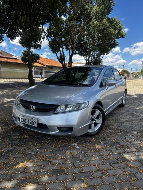 HONDA Civic 1.8 16V 4P FLEX LXS AUTOM�TICO, Foto 1