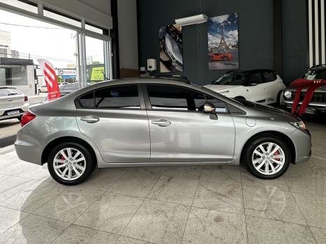HONDA Civic 1.8 16V 4P FLEX LXL AUTOM�TICO, Foto 4