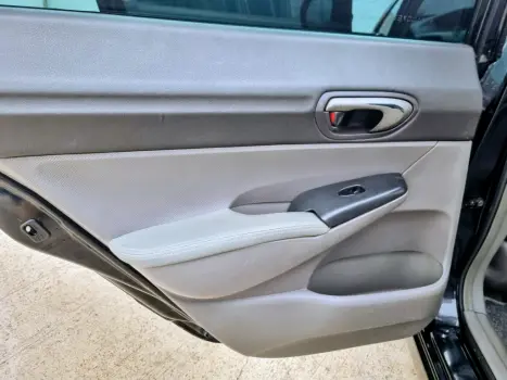 HONDA Civic 1.8 16V 4P LXS, Foto 20