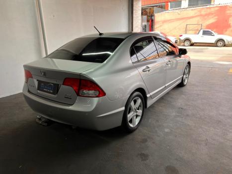 HONDA Civic 1.8 16V 4P FLEX LXS AUTOM�TICO, Foto 4