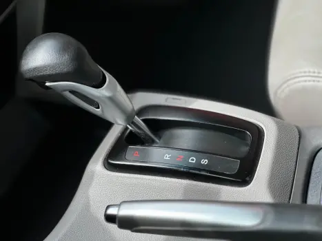 HONDA Civic 1.8 16V 4P LXS AUTOM�TICO, Foto 7