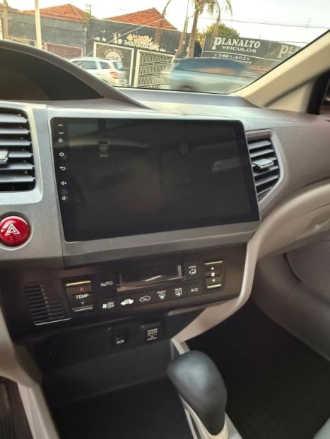 HONDA Civic 1.8 16V 4P FLEX LXL AUTOM�TICO, Foto 13