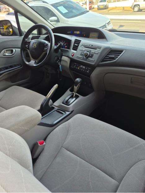 HONDA Civic 1.8 16V 4P LXS AUTOM�TICO, Foto 10