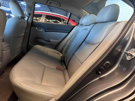 HONDA Civic 1.8 16V 4P FLEX LXS AUTOM�TICO, Foto 8