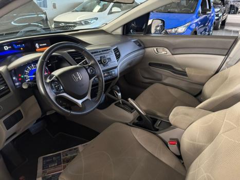 HONDA Civic 1.8 16V 4P FLEX LXS AUTOM�TICO, Foto 8