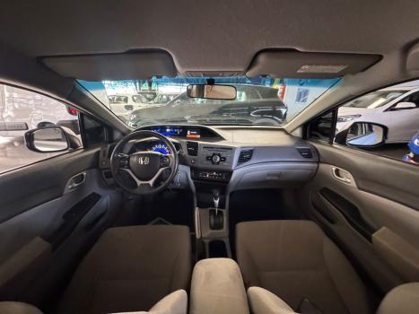 HONDA Civic 1.8 16V 4P FLEX LXS AUTOM�TICO, Foto 9