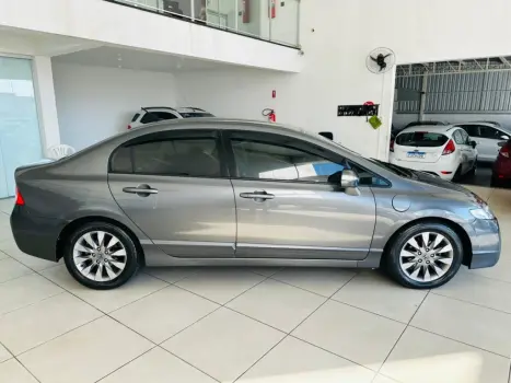 HONDA Civic 1.8 16V 4P FLEX LXL AUTOM�TICO, Foto 7