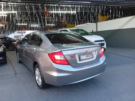 HONDA Civic 1.8 16V 4P FLEX LXL AUTOM�TICO, Foto 4