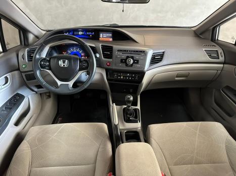 HONDA Civic 1.8 16V 4P LXS, Foto 6