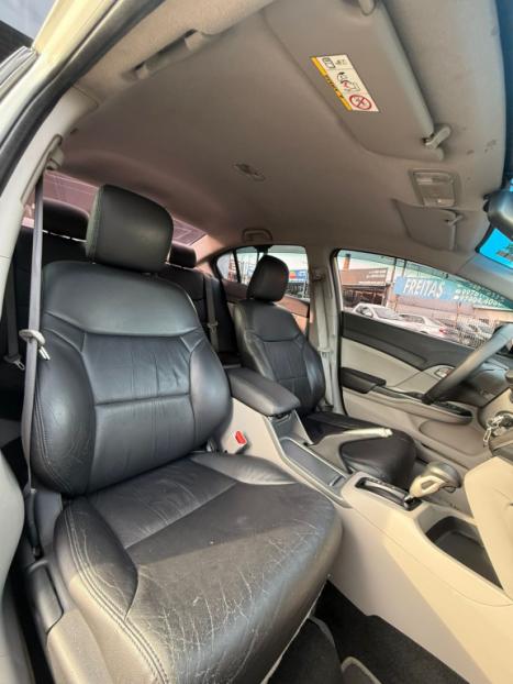 HONDA Civic 1.8 16V 4P FLEX LXS AUTOM�TICO, Foto 12