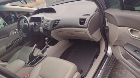 HONDA Civic 1.8 16V 4P FLEX LXS AUTOM�TICO, Foto 17