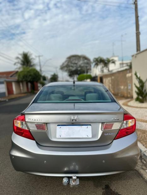 HONDA Civic 1.8 16V 4P FLEX LXS AUTOM�TICO, Foto 3