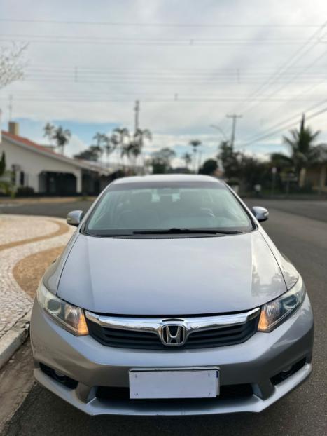 HONDA Civic 1.8 16V 4P FLEX LXS AUTOM�TICO, Foto 5