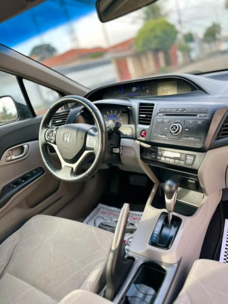 HONDA Civic 1.8 16V 4P FLEX LXS AUTOM�TICO, Foto 8