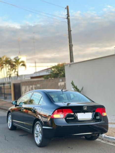 HONDA Civic 1.8 16V 4P FLEX LXS, Foto 4