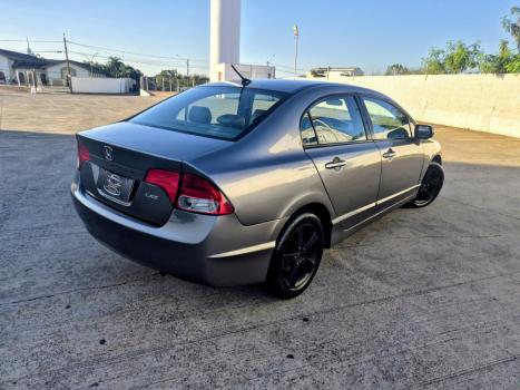 HONDA Civic 1.8 16V 4P FLEX LXS, Foto 3